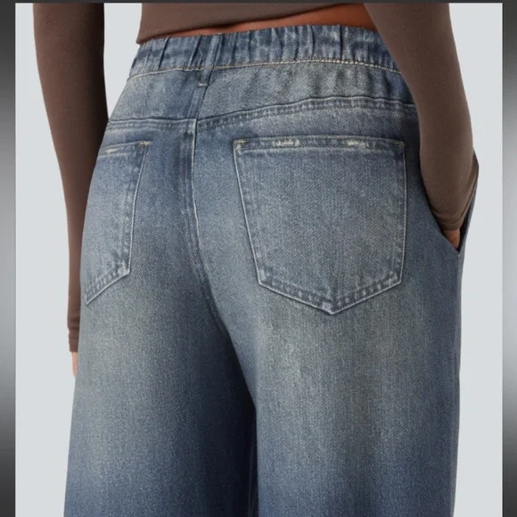 HALARA Wide-Leg Sweat Pant Jeans in Dark Blue Fade - Picture 4 of 12